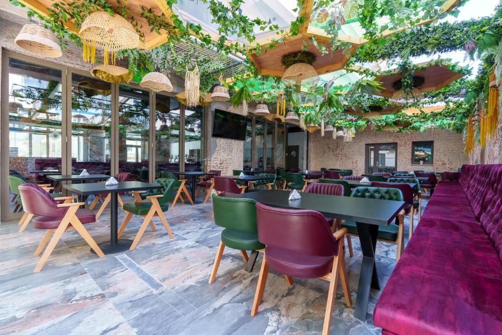 Restaurant — detaliu masă